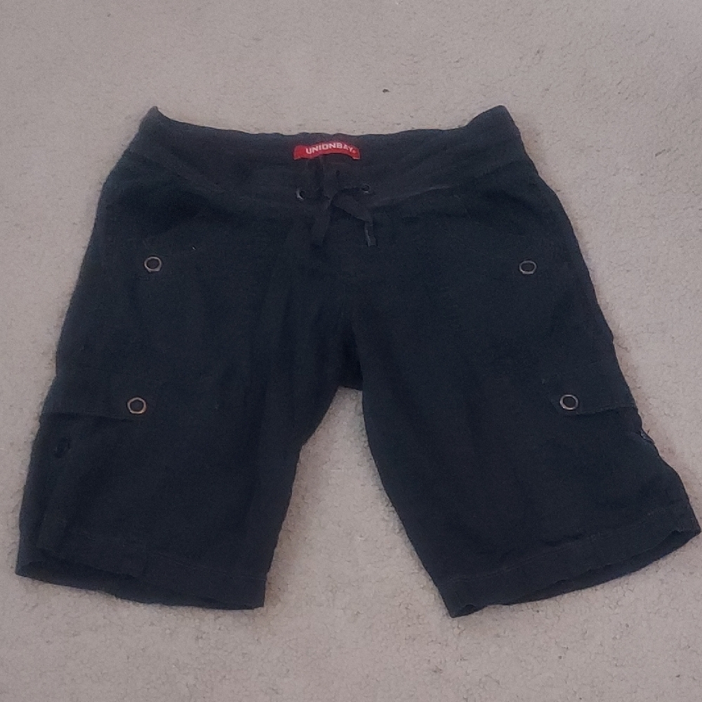 UNIONBAY Women's Black Cargo Shorts